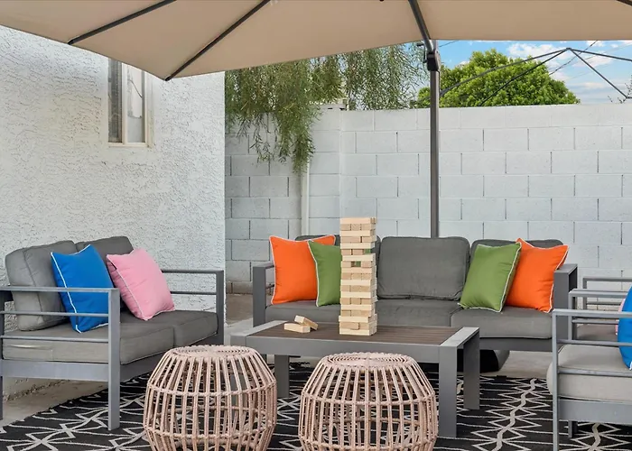 Cactus Bloom - Spacious 5br Near Old Town With Private Pool