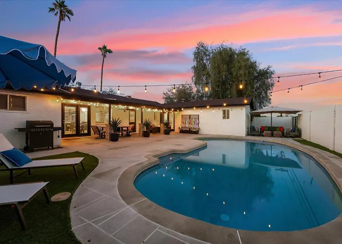 Cactus Bloom - Spacious 5br Near Old Town With Private Pool Scottsdale