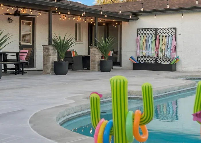Cactus Bloom - Spacious 5br Near Old Town With Private Pool * Scottsdale