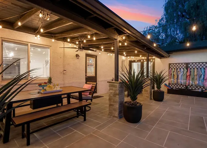 Cactus Bloom - Spacious 5br Near Old Town With Private Pool Ferienhaus