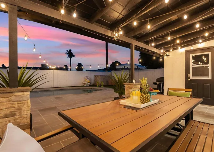 Ferienhaus Cactus Bloom - Spacious 5br Near Old Town With Private Pool Scottsdale
