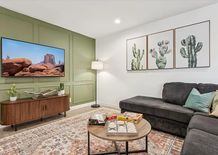 Ferienhaus Cactus Bloom - Spacious 5br Near Old Town With Private Pool