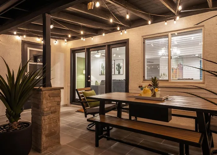 Cactus Bloom - Spacious 5br Near Old Town With Private Pool Scottsdale