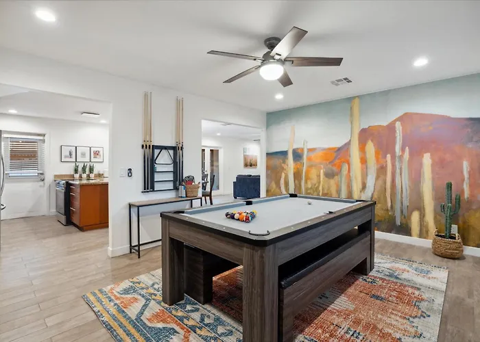 Cactus Bloom - Spacious 5br Near Old Town With Private Pool Ferienhaus *